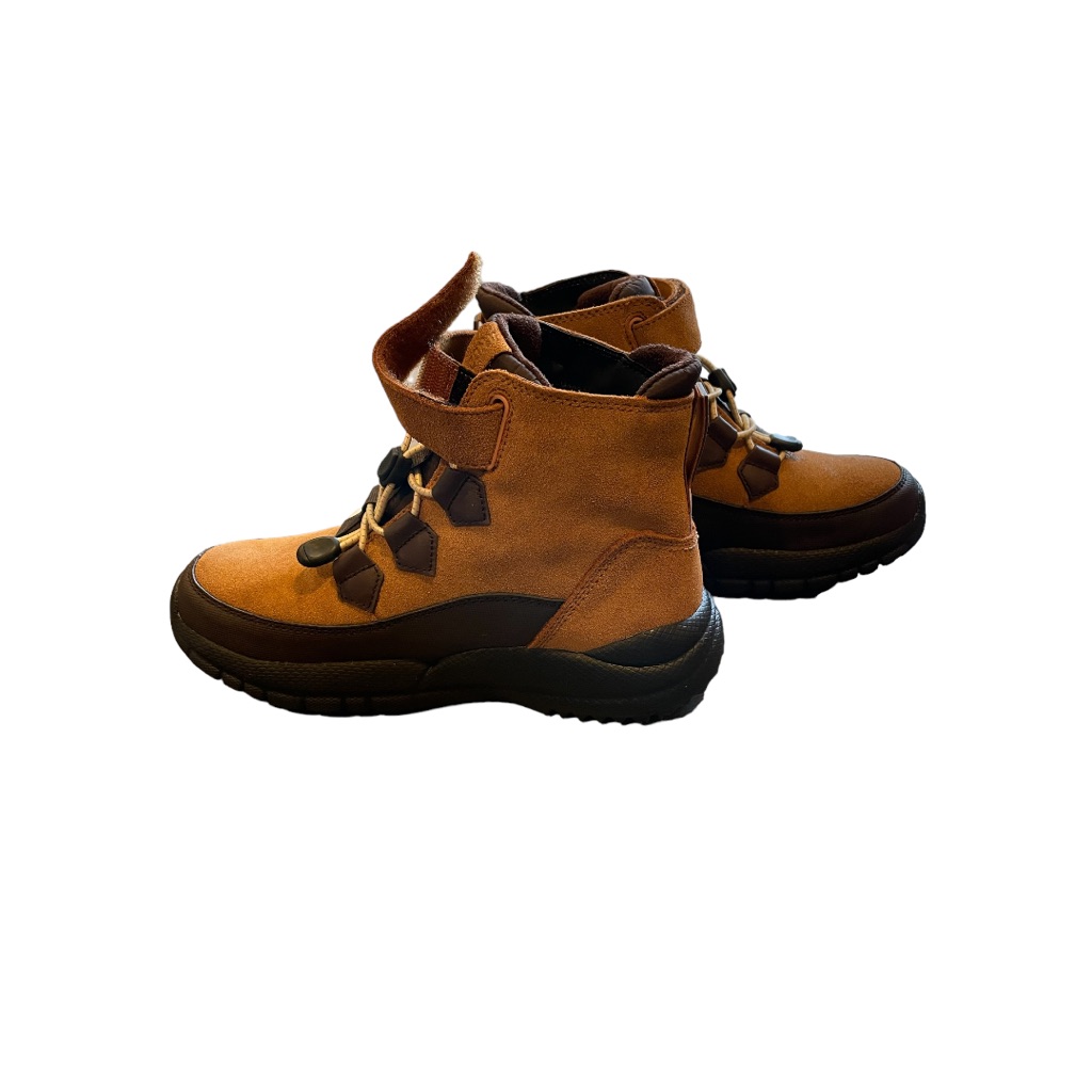 Brand New Anodyne Trail Hiker 89
